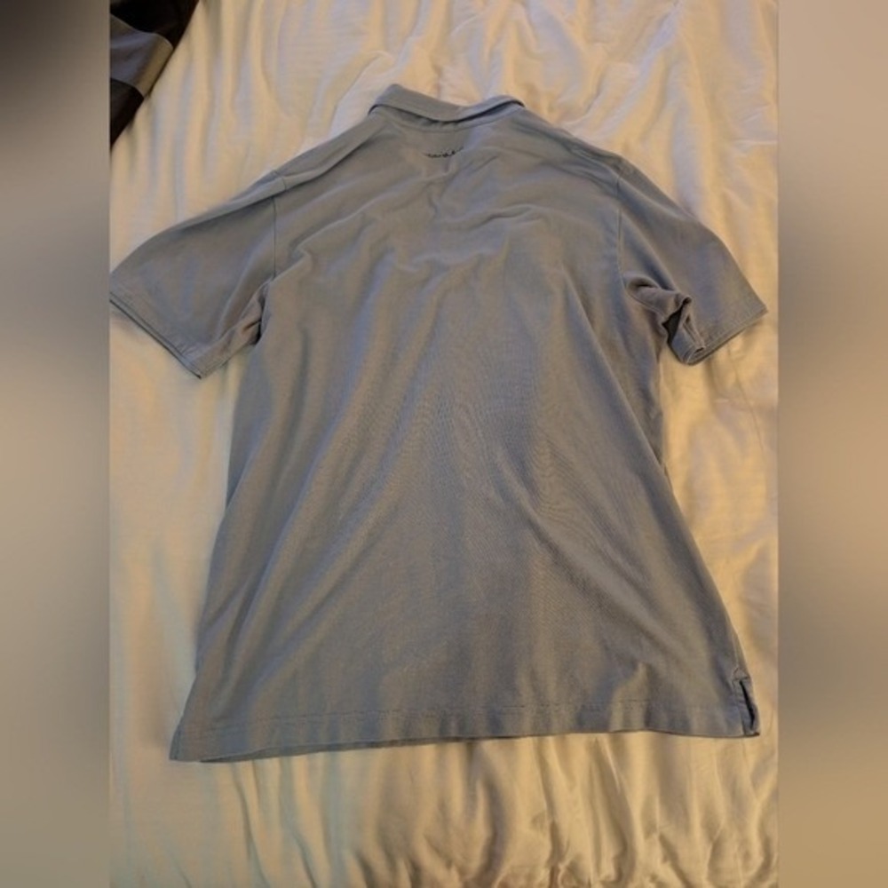Men's Travis Mathews Polo size XL Baby Blue - Picture 2 of 3